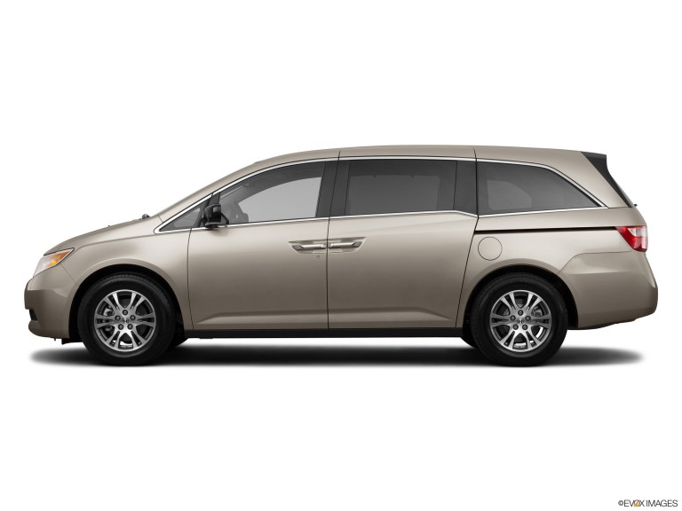 2011 Honda Odyssey Read Owner And Expert Reviews Prices Specs