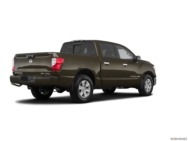 2019 nissan titan midnight pine