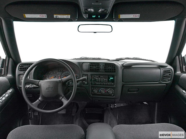 2001 chevy blazer interior