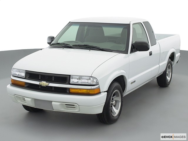 2000 Chevrolet S-10 | Read Owner Reviews, Prices, Specs