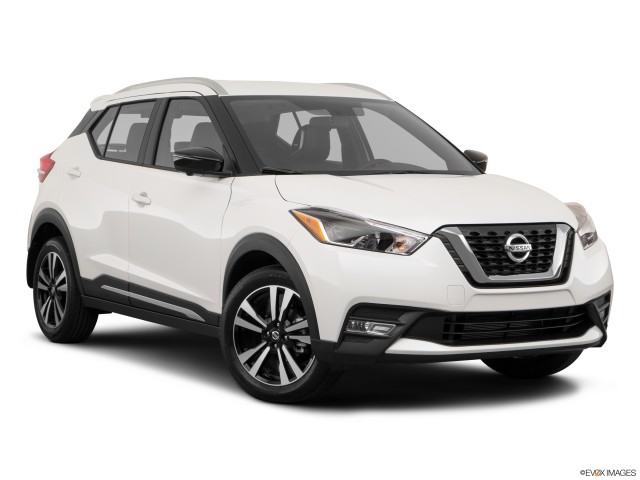 2019 nissan kicks near me