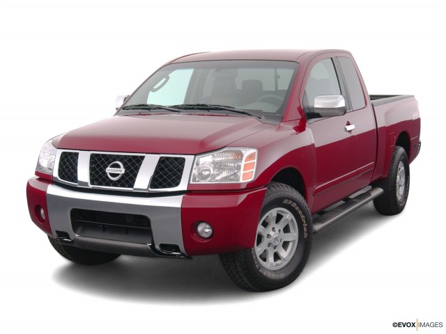 Nissan titan 2004