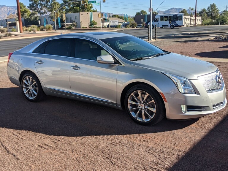 2013 Cadillac XTS Reviews by Owners