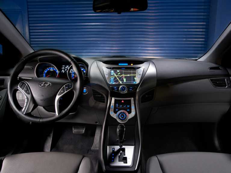 2011 Hyundai Elantra Photos Interior Exterior And Color