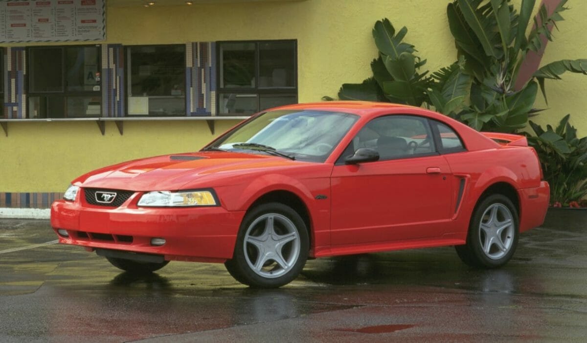 2000 Ford Mustang GT Coupe - Photo by Ford