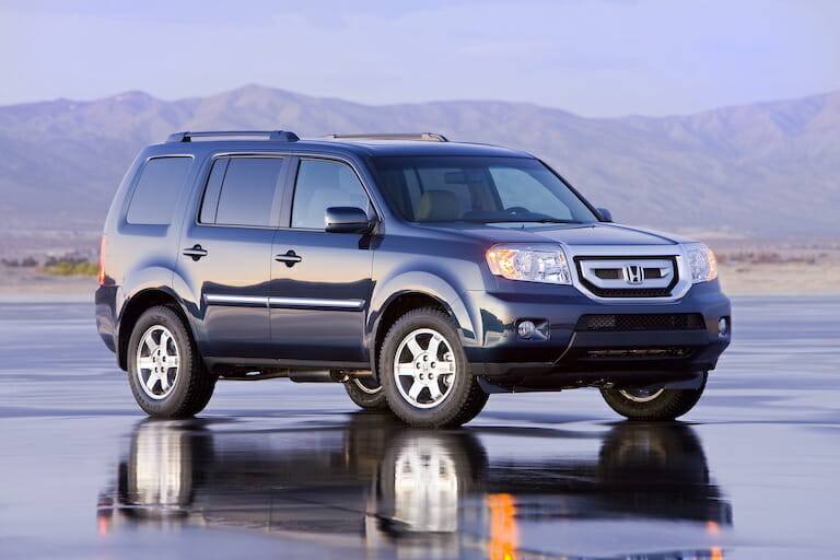 Honda Pilot Investigated By NHTSA After Owners Allege Being Stranded At  Intersections And Stop Lights