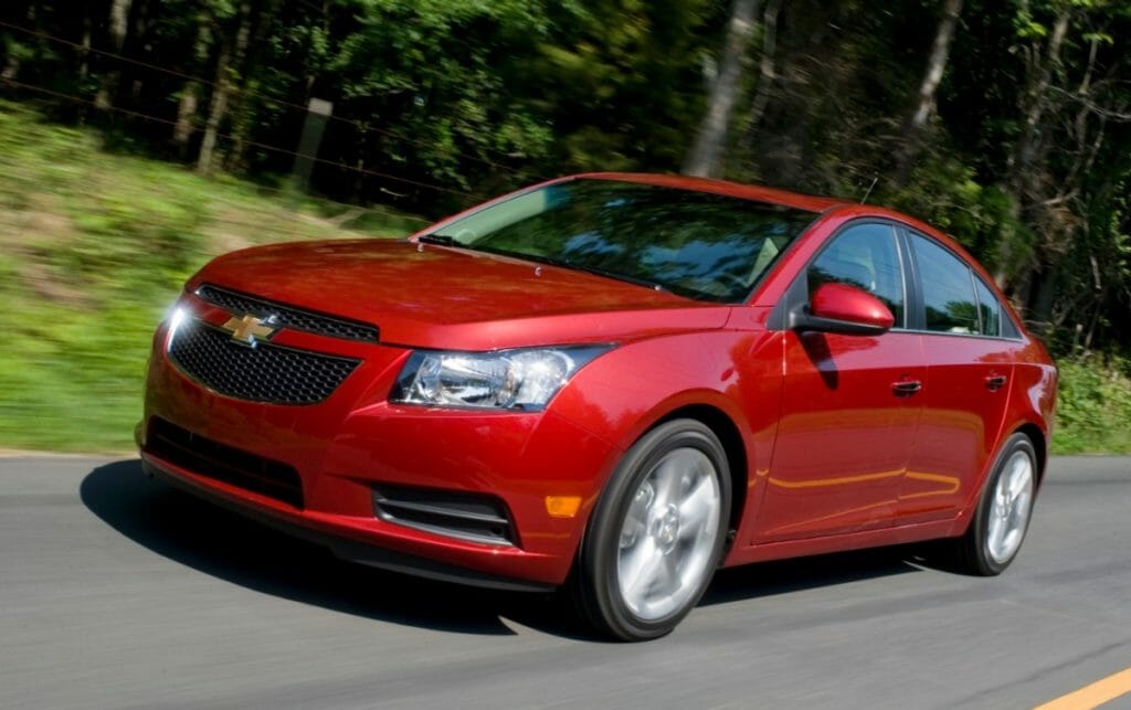 2012 Chevrolet Cruze Problemas Mundicoche   2012 Chevrolet Cruze LTZ Photo By Chevrolet 1 1024x643 