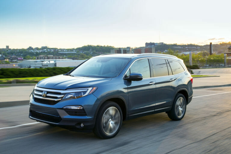 Honda Pilot Gas Mileage: Model Years with the Best MPG - VehicleHistory