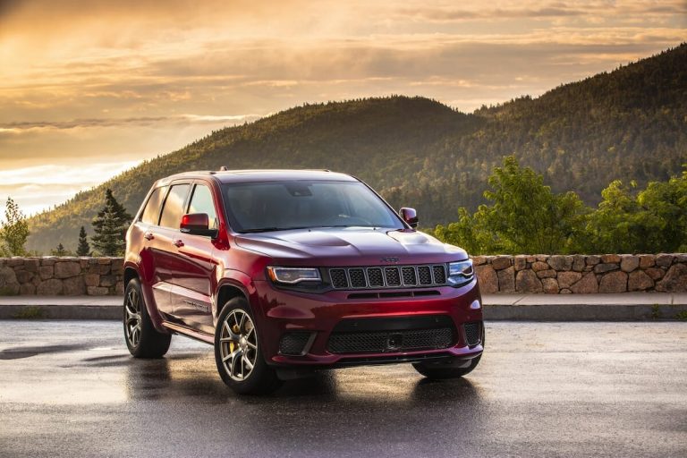 2020 Jeep Grand Cherokee - photo by Stellantis