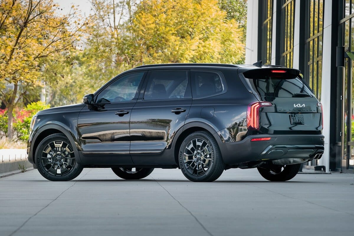 Kia Telluride Problems Cracked Windshields, Faulty Collision